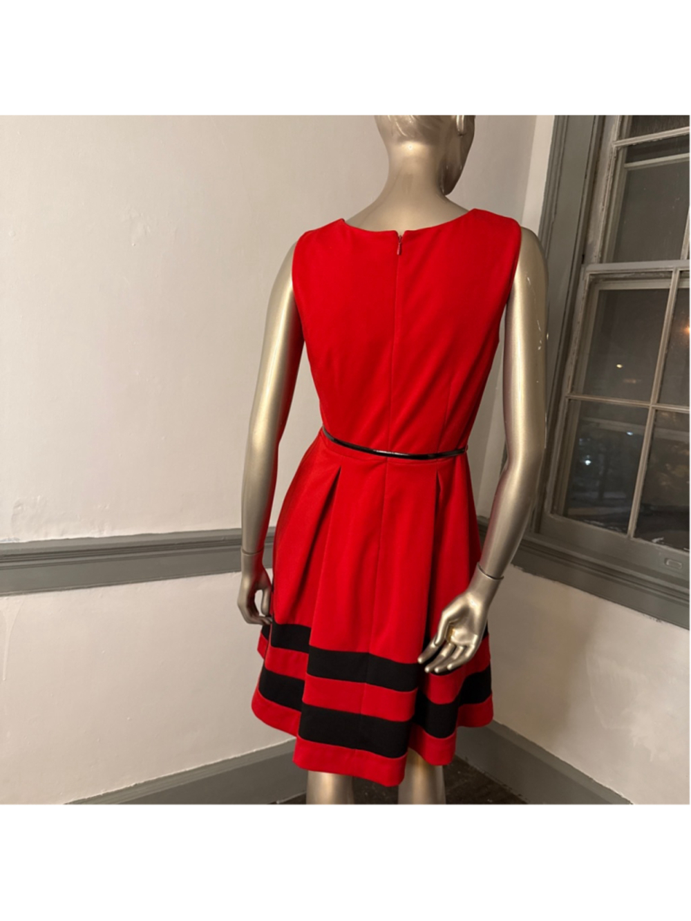 Calvin Klein Red Dress with Black Accents Size 8 - Picture 3 of 17